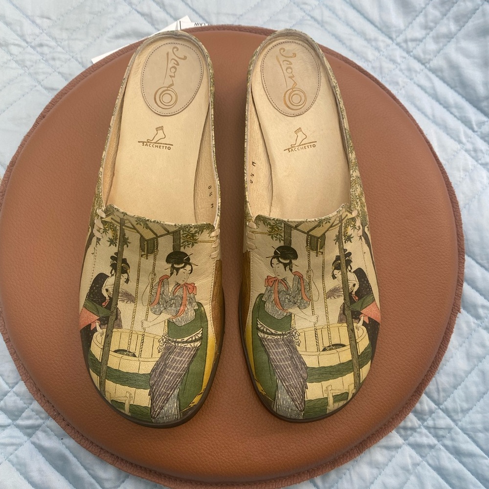 ICON Women's Artistic Mules - Green and Beige